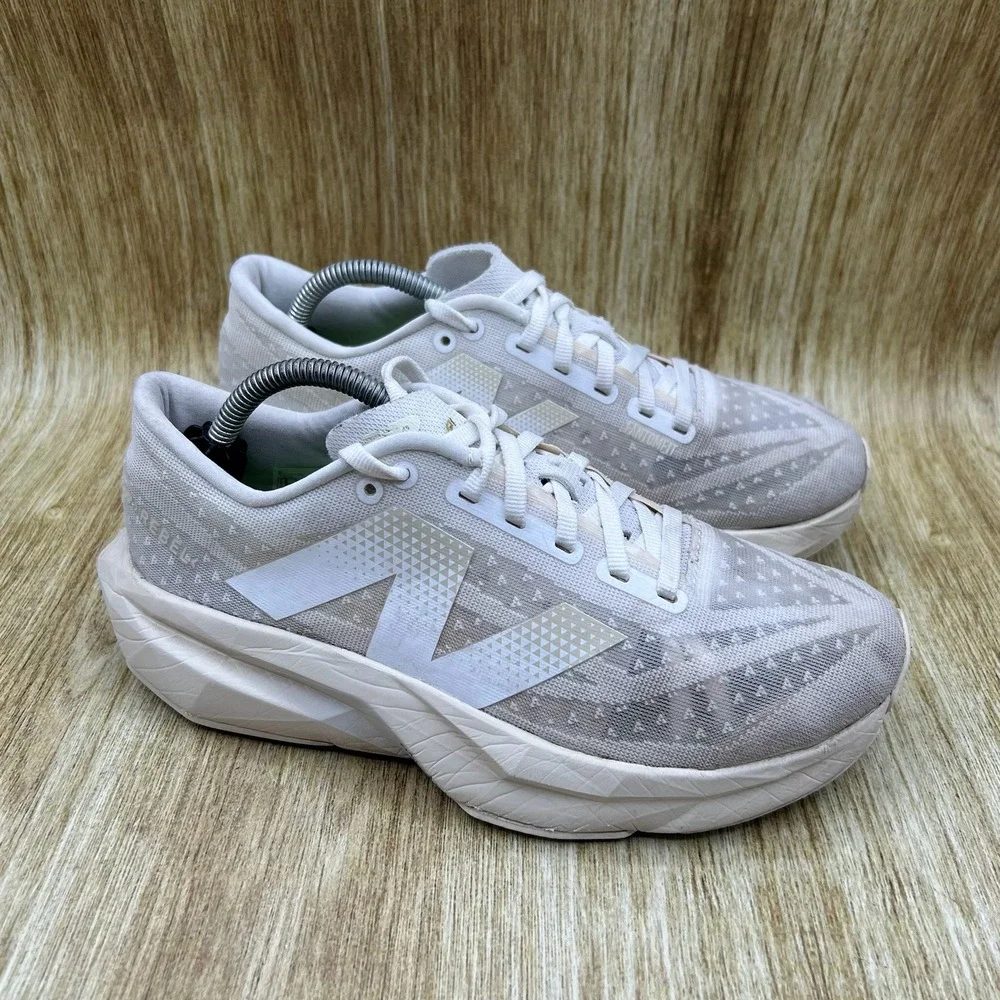 New Balance FuelCell Rebel v4 Women's 7.5 White Linen Running Sneakers WFCXLJ4